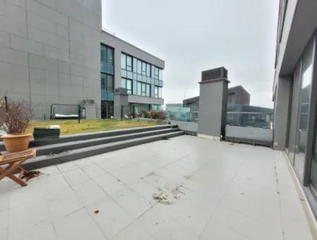 İncek Loft Satılık Teraslı  3+1 Şehir Manzaralı 3.Kat Daire