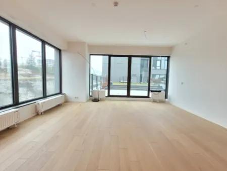 İncek Loft Satılık Teraslı  3+1 Şehir Manzaralı 3.Kat Daire