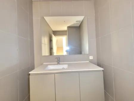 Kiracısız İncek Loft Satılık  2+1 Bahçe Dubleks Şehir Manzaralı Daire