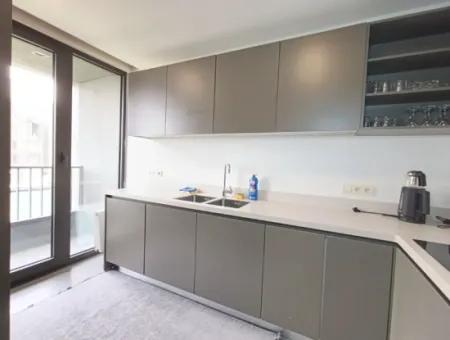 Boş Krediye Uygun Göl Manzaralı İncek Loft Satılık  3+1 Dubleks Peyzaj Manzaralı 2.Kat Daire
