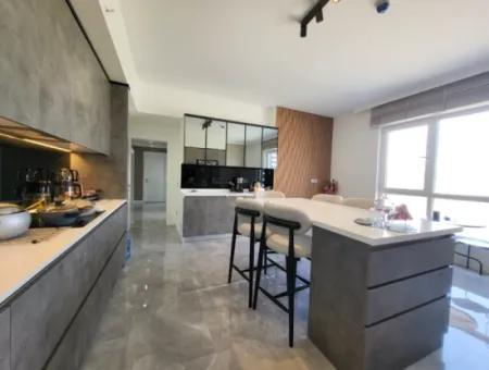 Taşpınar Mah. Faras Panora Lüks Yapılı Satılık 4,5+1 7.Kat Daire Gölbaşı Ankara