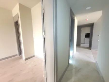 Sıfır Kent İncek Satılık 3+1 Peyzaj Manzaralı 124 M2 3.Kat Daire Hacılar Mah. Gölbaşı Ankara