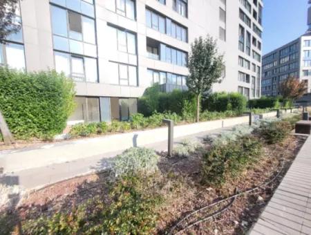 Krediye Uygun Boş İncek Loft Satılık 2,5+1 Peyzaj Manzaralı Bahçe Katı Daire 2 Bahçeli