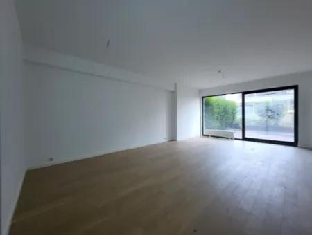 Krediye Uygun Boş İncek Loft Satılık 2,5+1 Peyzaj Manzaralı Bahçe Katı Daire 2 Bahçeli