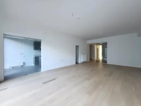 Krediye Uygun Boş İncek Loft Satılık 2,5+1 Peyzaj Manzaralı Bahçe Katı Daire 2 Bahçeli