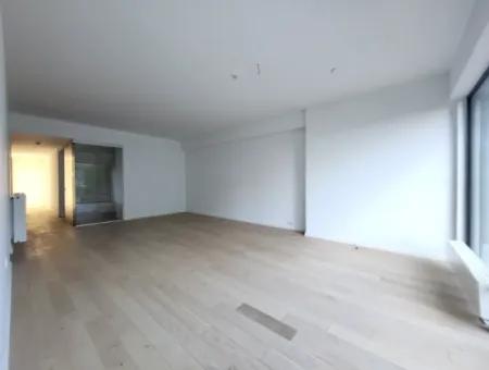 Krediye Uygun Boş İncek Loft Satılık 2,5+1 Peyzaj Manzaralı Bahçe Katı Daire 2 Bahçeli