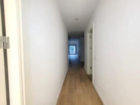 Krediye Uygun Boş İncek Loft Satılık 2,5+1 Peyzaj Manzaralı Bahçe Katı Daire 2 Bahçeli