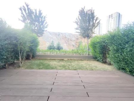 Kiracısız İncek Loft Satılık  2+1 Bahçe Dubleks Şehir Manzaralı Daire