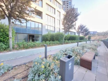 Kiracısız İncek Loft Satılık  2+1 Bahçe Dubleks Şehir Manzaralı Daire