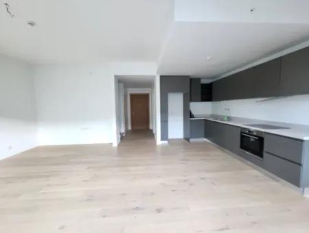 Kiracısız İncek Loft Satılık  2+1 Bahçe Dubleks Şehir Manzaralı Daire