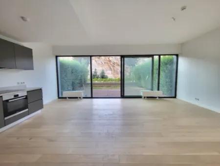 Kiracısız İncek Loft Satılık  2+1 Bahçe Dubleks Şehir Manzaralı Daire