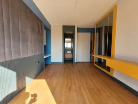 İncek 800 M²  Arsa Da Lüks Dubleks Villa 4+2  İncek Mahallesi Gölbaşı Ankara Türkiye