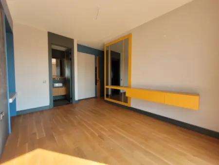 İncek 800 M²  Arsa Da Lüks Dubleks Villa 4+2  İncek Mahallesi Gölbaşı Ankara Türkiye