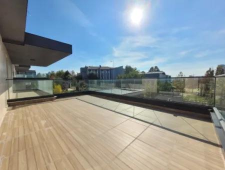 İncek 800 M²  Arsa Da Lüks Dubleks Villa 4+2  İncek Mahallesi Gölbaşı Ankara Türkiye