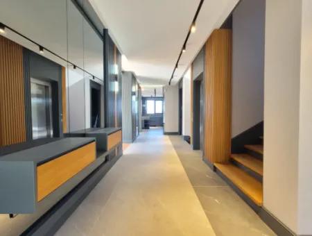 İncek 800 M²  Arsa Da Lüks Dubleks Villa 4+2  İncek Mahallesi Gölbaşı Ankara Türkiye