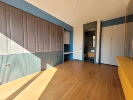 İncek 730 M² Arsa Da Lüks Dubleks Satılık Villa 4+2  İncek Mahallesi Gölbaşı Ankara Türkiye