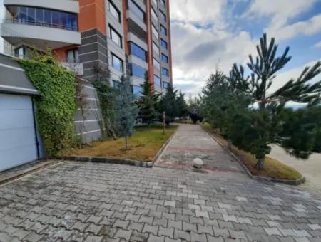 Ankara Çayyolu Alacaatlı Mh Rüyakent Sitesi Havuzlu Satılık Çatı Dubleks  Daire 250 M² 7+1