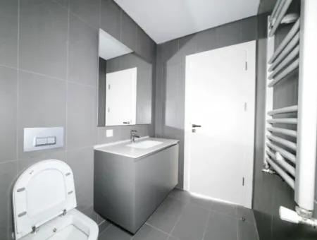 Göl Manzaralı Krediye Uygun İncek Loft Satılık  3+1 Dubleks Peyzaj Manzaralı 2.Kat Daire