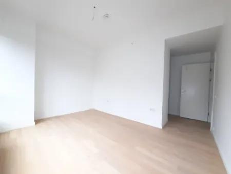İncek Loft Satılık  4+1  Peyzaj Manzaralı  180 M² 2.Kat Daire