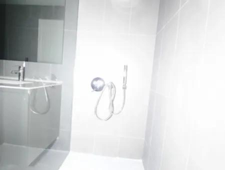 İncek Loft Satılık  4+1  Peyzaj Manzaralı  180 M² 2.Kat Daire