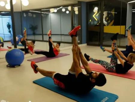 Krediye Uygun İncek Loft Satılık 2,5+1 Peyzaj Manzaralı 1.Kat Daire