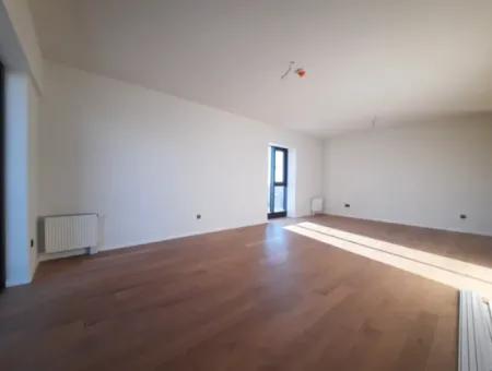 Kiracısız Beytepe İncek Bulvar Loft Satılık 3+1 130 M² 17.Kat Mogan Manzaralı Güney Cephe Daire