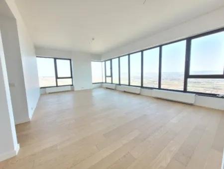 Kiracısız İncek Loft Satılık  5.5+1  Göl Manzaralı 20.Kat Daire