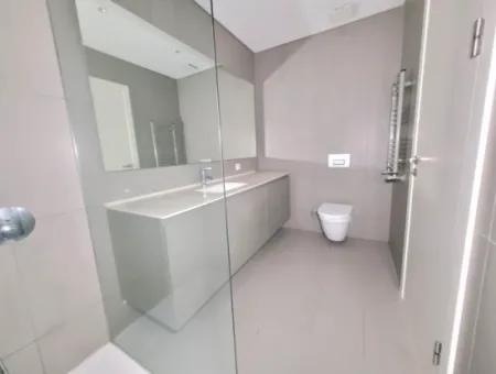 Kiracısız İncek Loft Satılık  5.5+1  Göl Manzaralı 20.Kat Daire
