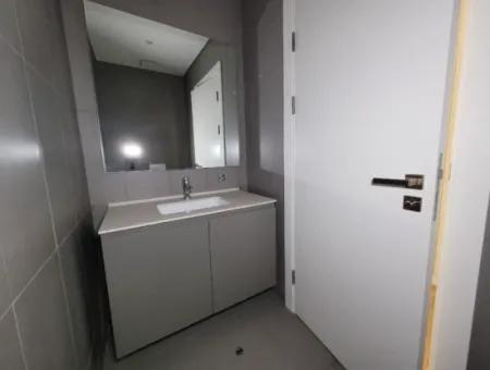 Kiracısız İncek Loft Satılık  5.5+1  Göl Manzaralı 20.Kat Daire