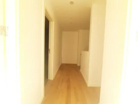 Boş Krediye Uygun İncek Loft Satılık  3+1 Dubleks Peyzaj Manzaralı 1.Kat Daire