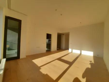 Boş Krediye Uygun İncek Loft Satılık  3+1 Dubleks Peyzaj Manzaralı 2.Kat Daire