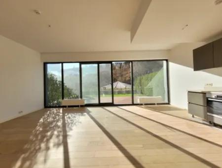İncek Loft Satılık  2+1 Bahçe Dubleks Şehir Manzaralı Daire
