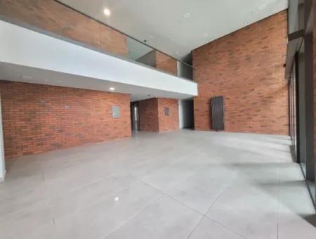 Vatandaşlığa Uygun Beytepe İncek Bulvar Loft Satılık 4+1 17.Kat Park Manzaralı Güney Cephe  Daire